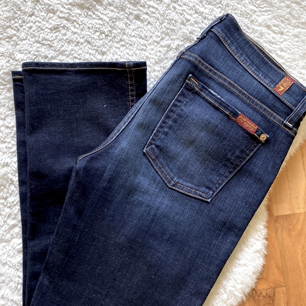 7 for all mankind cropped bootcut jeans! In great condition, worn only twice.